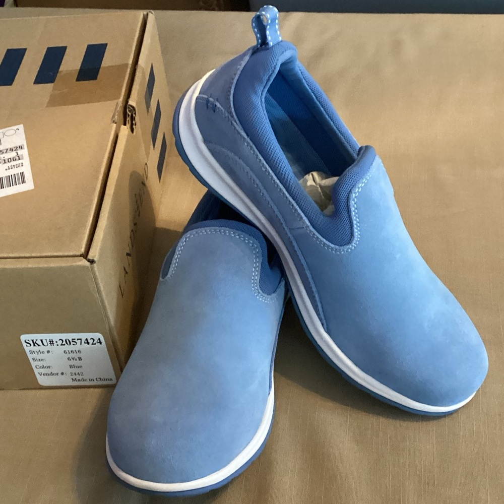 NWT Lands' End Women's Blue Slip-On Flats